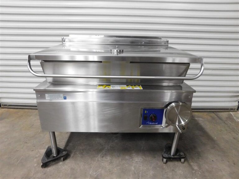 Cleveland SEL-40-TR tilt skillet 40 gallon capacity 220v 3 phase
