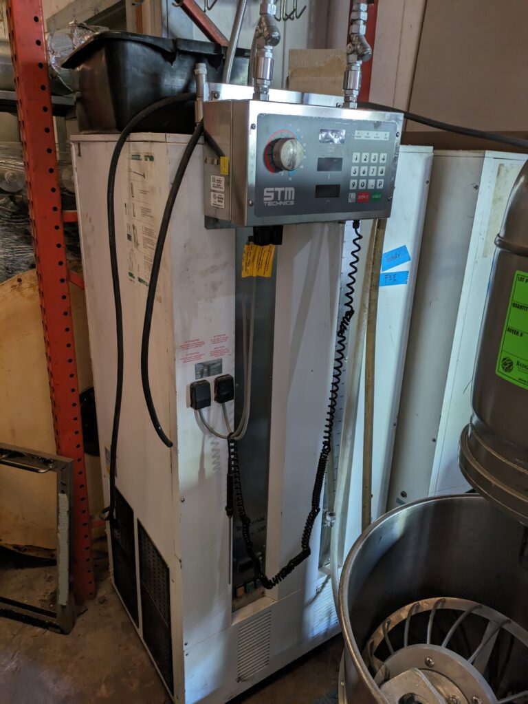 Aquamac 200 Water Chiller w/ STM Techniques Domix 45APS